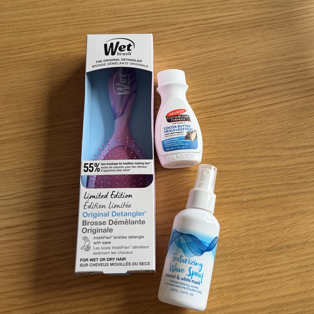 Limited Edition WetBrush Bundle